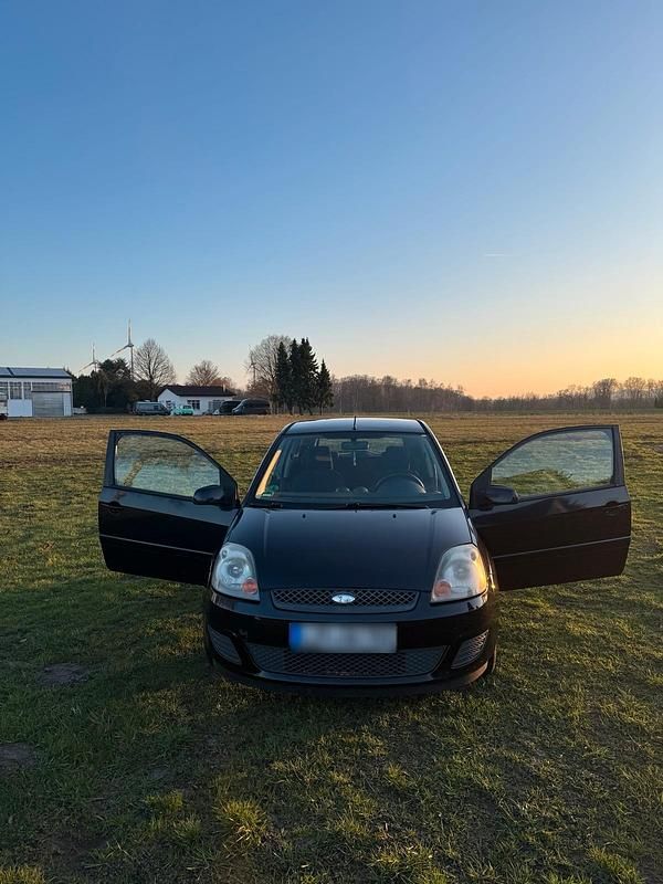 Gebraucht Ford Fiesta 75 PS (55 kW) 2007 Schwarz Kleinwagen