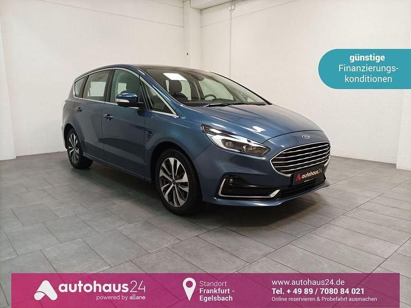Blau Gebraucht 2022 Ford S-MAX Titanium Van / Kleinbus | 25.990 € (Fairer Preis) - Bild 1/4