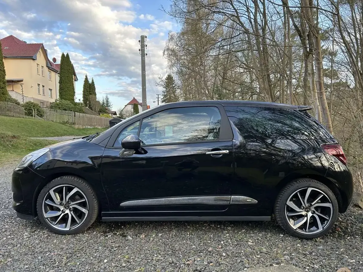 Gebraucht Citroën DS3 Start 165 PS (121 kW) 2017 Schwarz Limousine