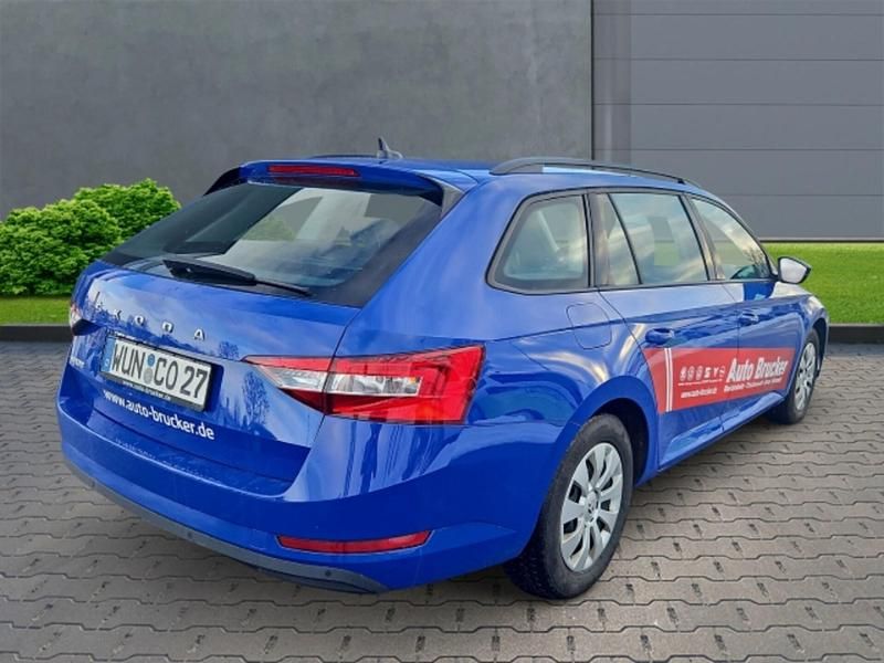 Usata Skoda Superb Active 150 CV (110 kW) 2019 Blu Station wagon