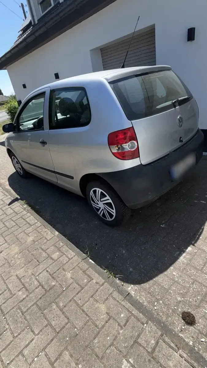 Gebraucht VW Fox 54 PS (39 kW) 2009 Silber Kleinwagen