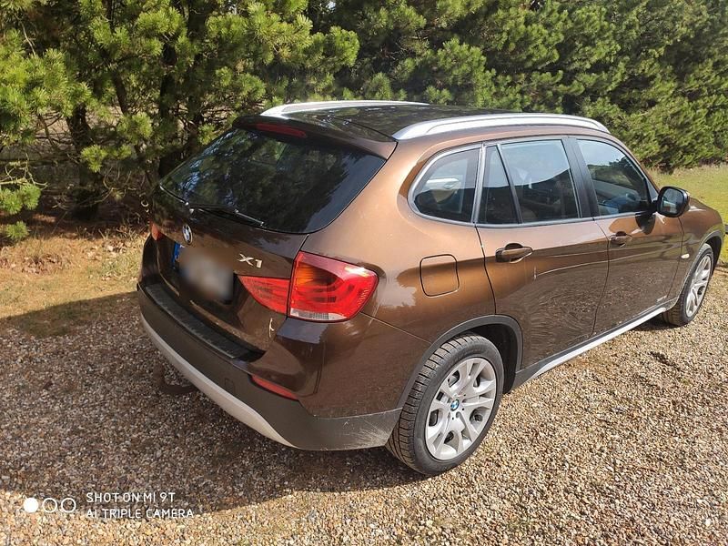 Gebraucht BMW X1 150 PS (110 kW) 2011 Braun SUV
