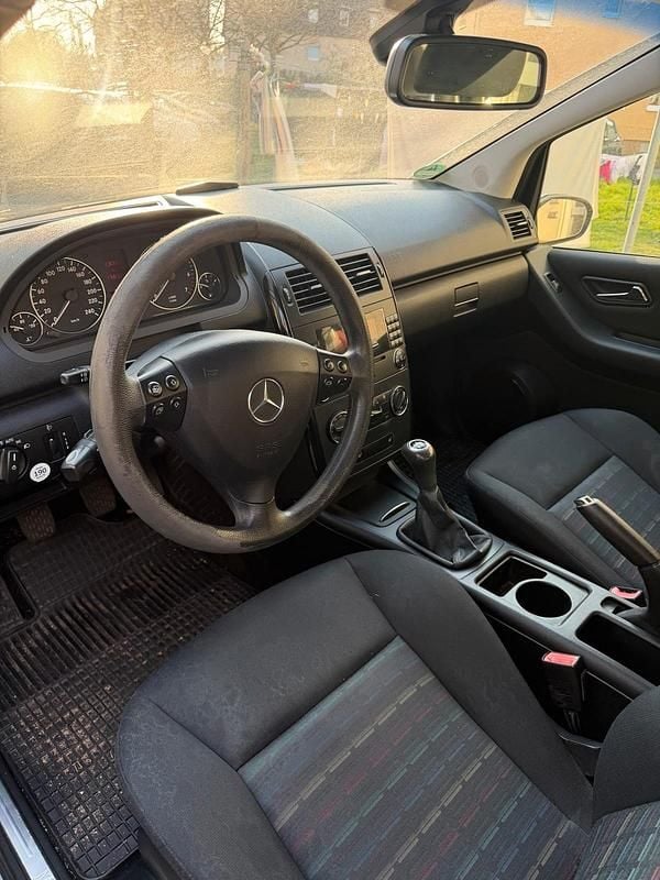 Gebraucht Mercedes A170 115 PS (84 kW) 2007 Blau Kleinwagen