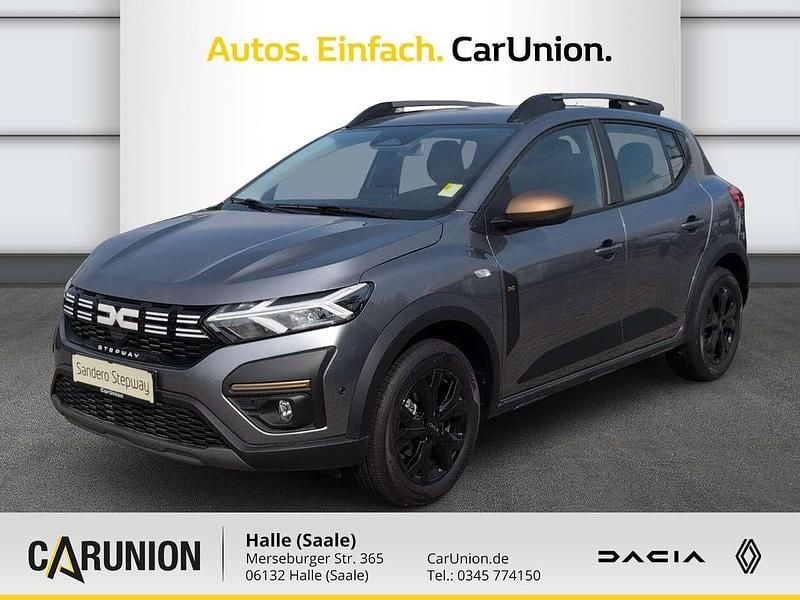 Dolomitgrau Gebraucht 2025 Dacia Sandero Extreme Kleinwagen | 20.937 € (Etwas zu teuer) - Bild 1/4