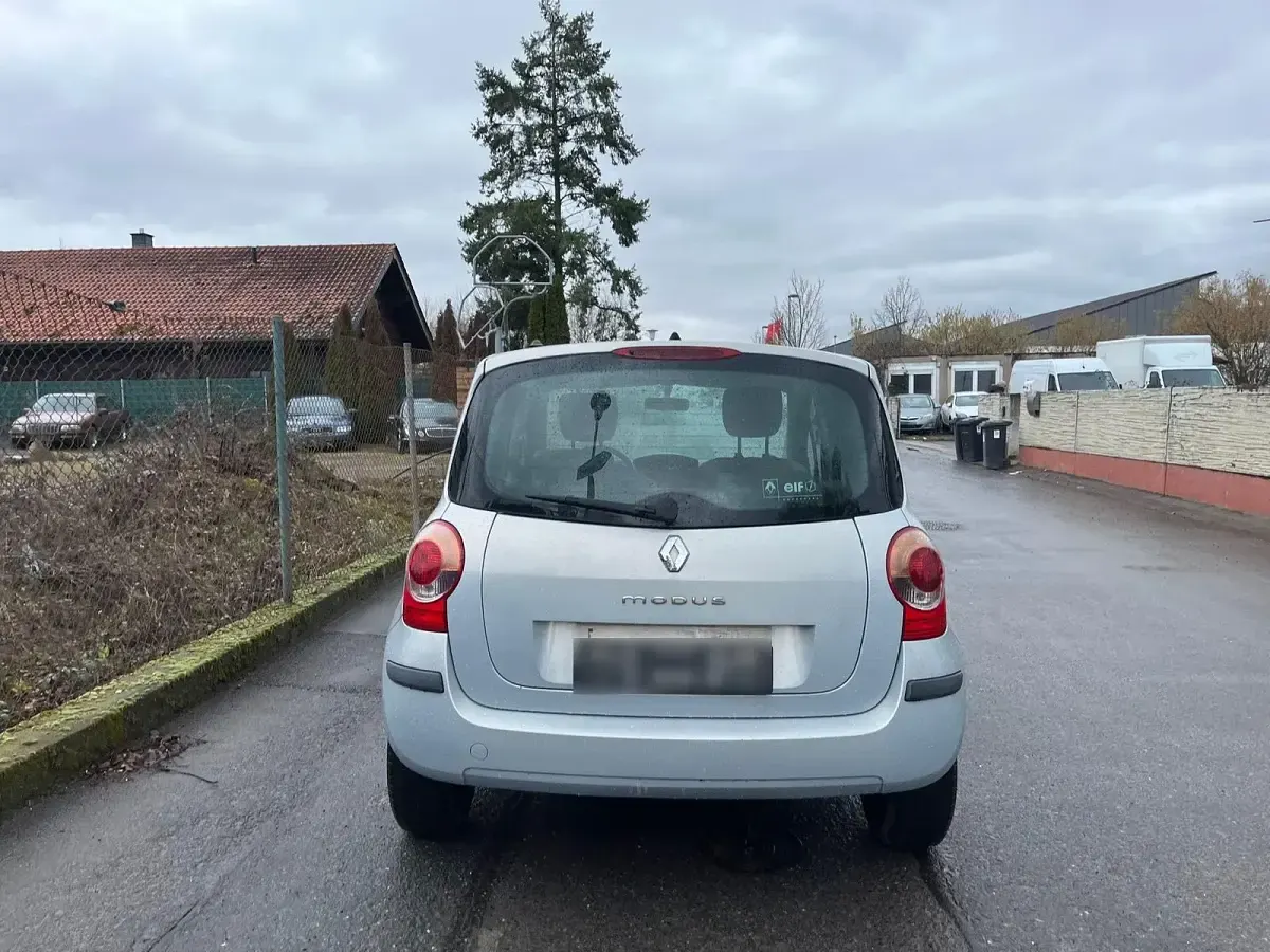 Brugt Renault Modus 75 HK (55 kW) 2005 Grå MPV