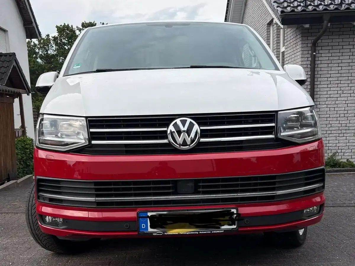 Gebraucht VW Multivan Highline 204 PS (150 kW) 2016 Weiß Van / Kleinbus