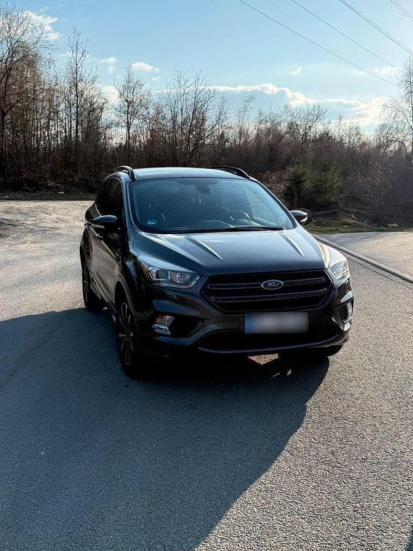 Gebraucht Ford Kuga ST-Line 150 PS (110 kW) 2017 Grau SUV
