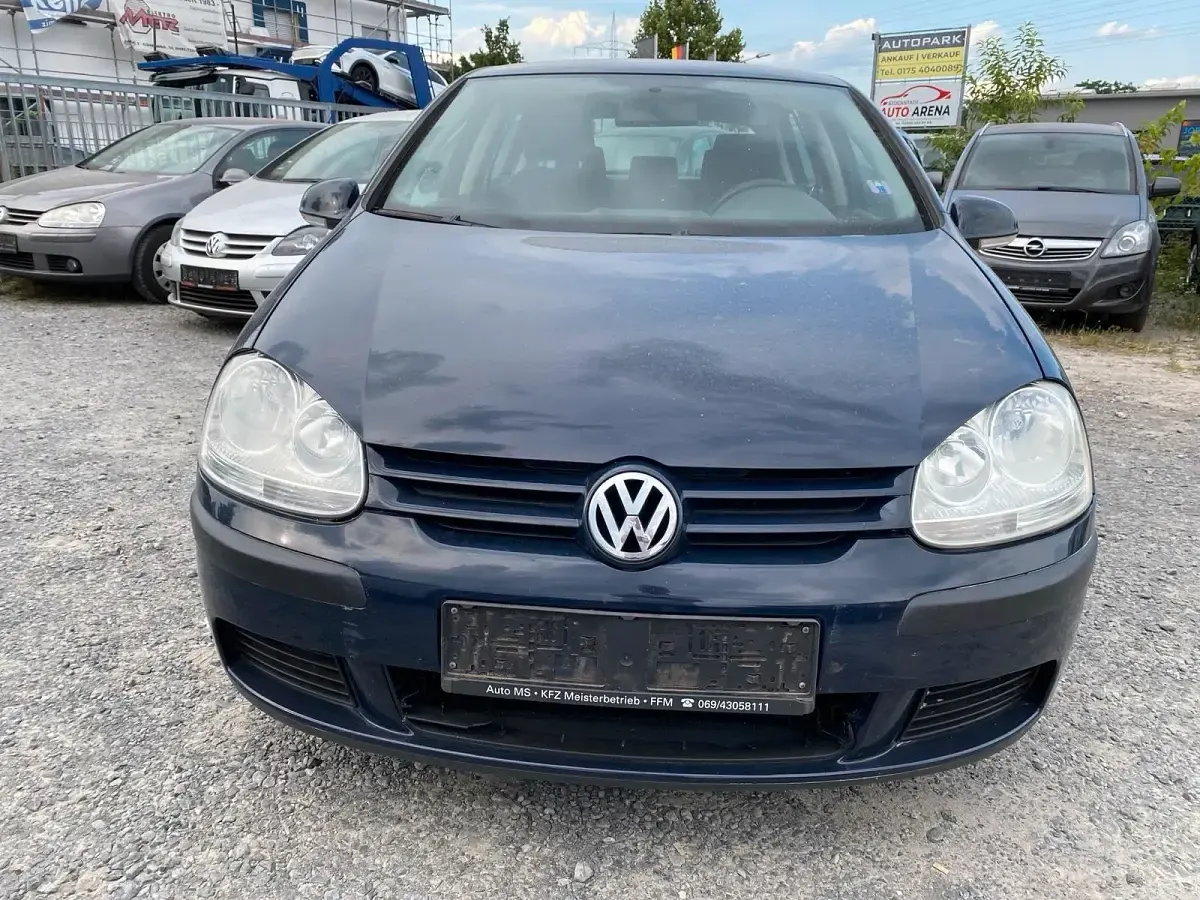 Gebraucht VW Golf V 101 PS (74 kW) 2005 Blau Kleinwagen