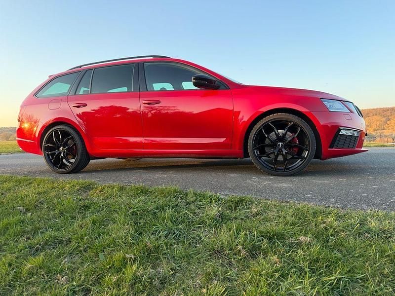 Gebraucht Skoda Octavia RS 184 PS (135 kW) 2018 Rot Kombi