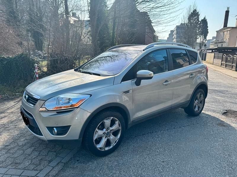Gebraucht Ford Kuga Titanium 150 PS (110 kW) 2010 Andere farben SUV