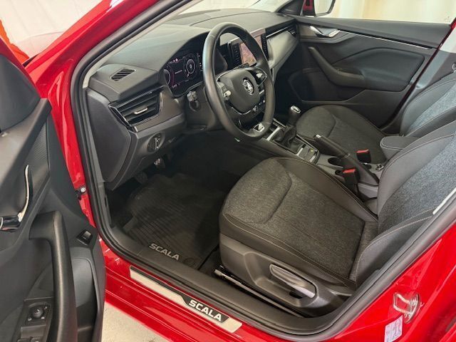 Gebraucht Skoda Scala Clever 110 PS (80 kW) 2021 Rot Kleinwagen