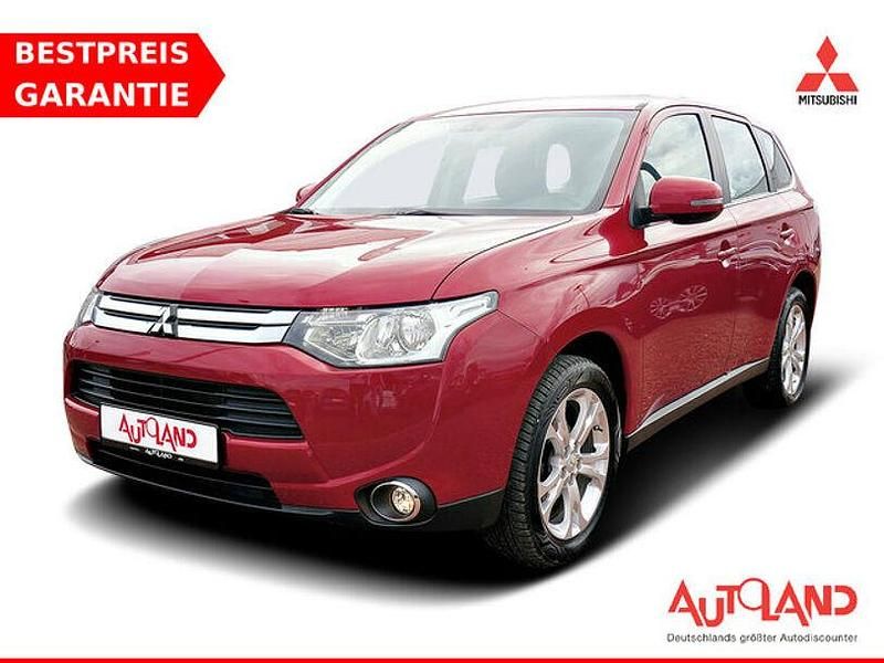 Rot Gebraucht 2015 Mitsubishi Outlander SUV | 15.990 € (Teuer) - Bild 1/4