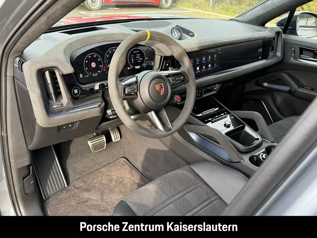 Gebraucht Porsche Cayenne Turbo E-Hybrid Coupe 740 PS (544 kW) 2026 Grau SUV