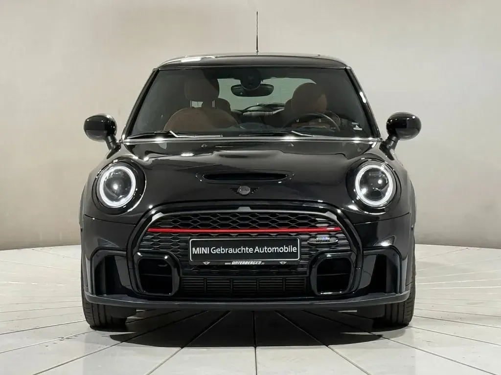 Gebraucht Mini John Cooper Works 231 PS (169 kW) 2021 Schwarz Kleinwagen