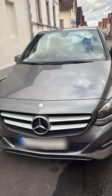 Gebraucht 2016 Mercedes B180 Van / Kleinbus | 10.500 € (Superpreis) - Bild 1/3