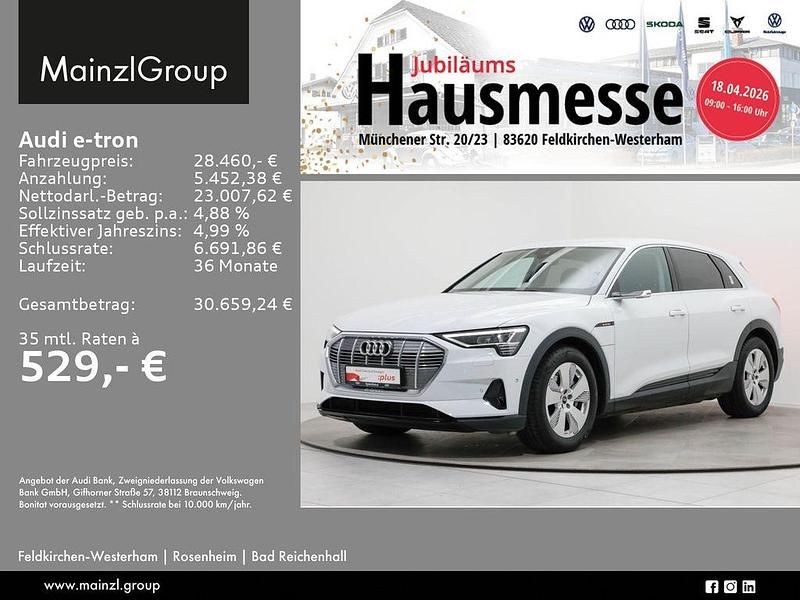 Gebraucht Audi e-tron Ambiente 230 kW (313 PS) 2022 Gletscherweiß metallic (metallic) SUV
