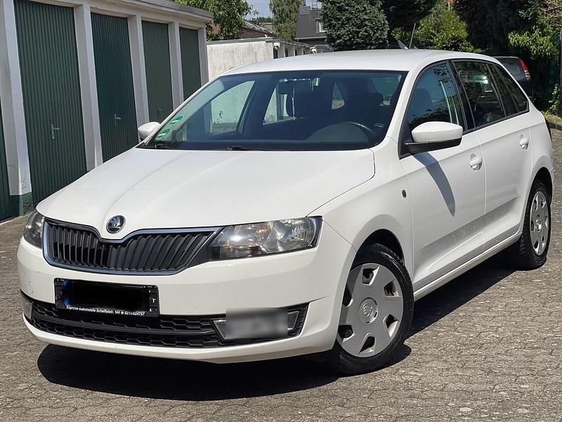 Weiß Gebraucht 2014 Skoda Rapid Ambition Kleinwagen | 7.000 € (Fairer Preis) - Bild 1/4