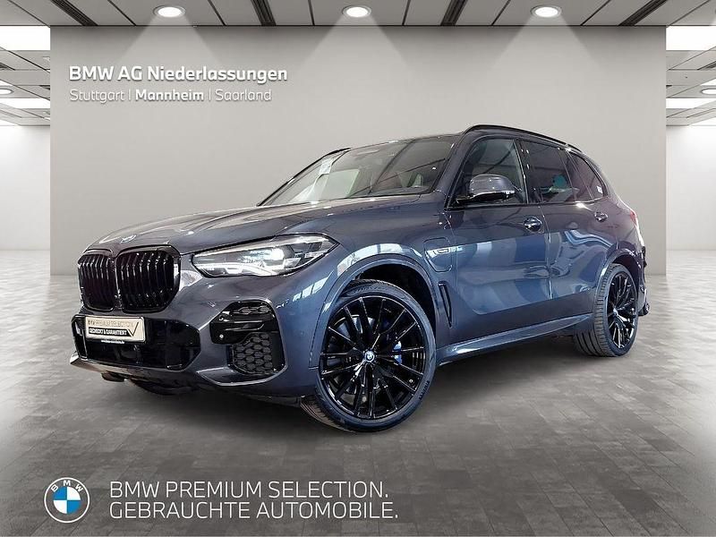 Grau Gebraucht 2022 BMW X5 M Sport SUV | 60.980 € (Fairer Preis) - Bild 1/4