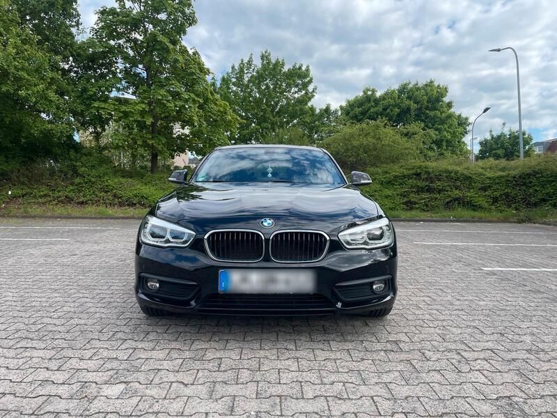 Schwarz Gebraucht 2017 BMW 116 Kleinwagen | 9.500 € (Fairer Preis) - Bild 1/4
