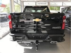 Gebraucht Chevrolet Silverado 426 PS (313 kW) 2024 Schwarz (diamond black) SUV