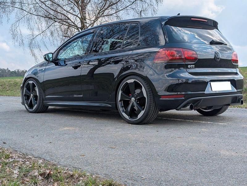 Gebraucht VW Golf VI Edition 235 PS (172 kW) 2011 Schwarz Kleinwagen