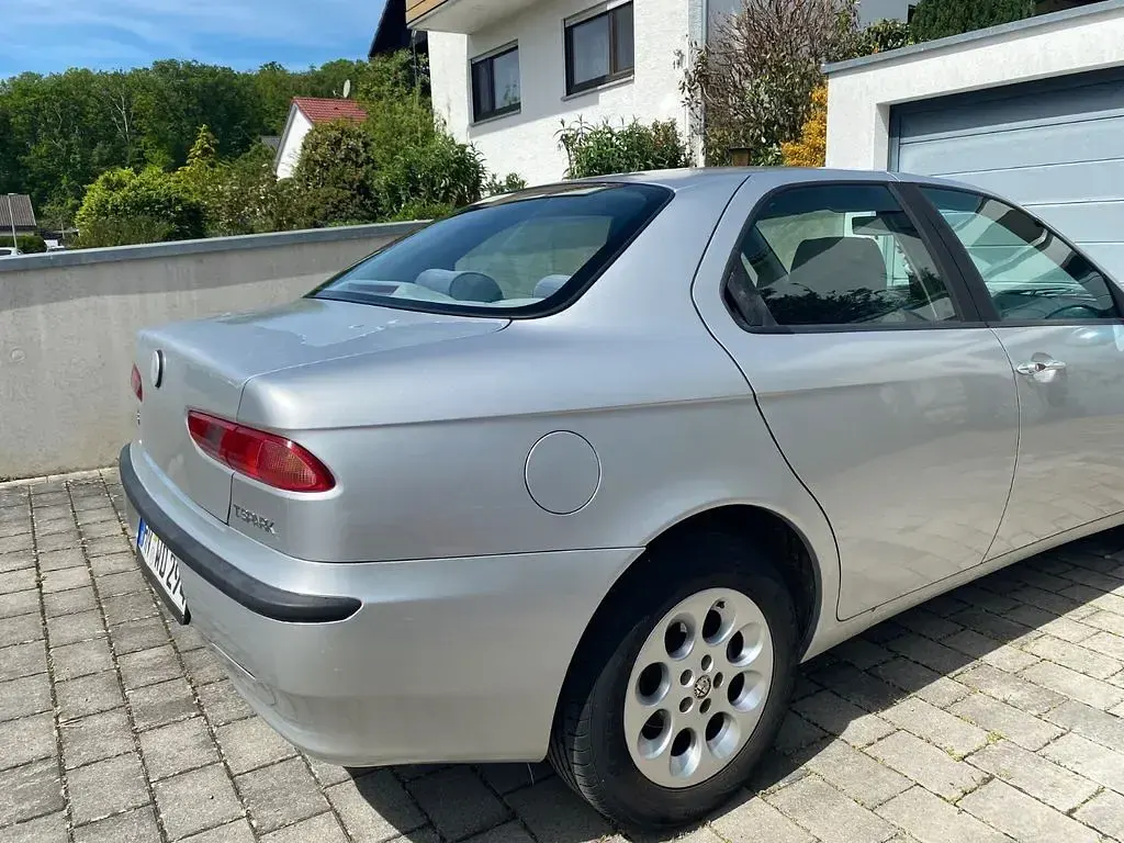 Gebraucht Alfa Romeo 156 150 PS (110 kW) 2000 Silber Limousine