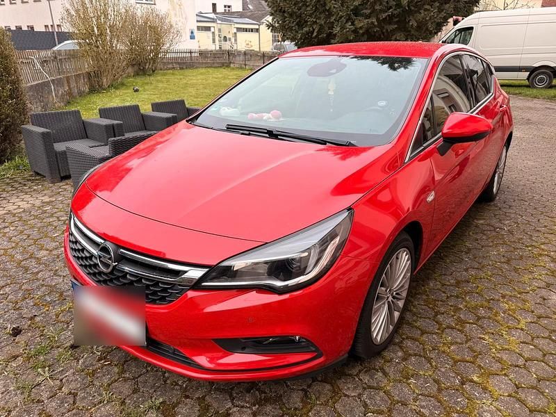 Gebraucht Opel Astra 150 PS (110 kW) 2016 Rot Kleinwagen