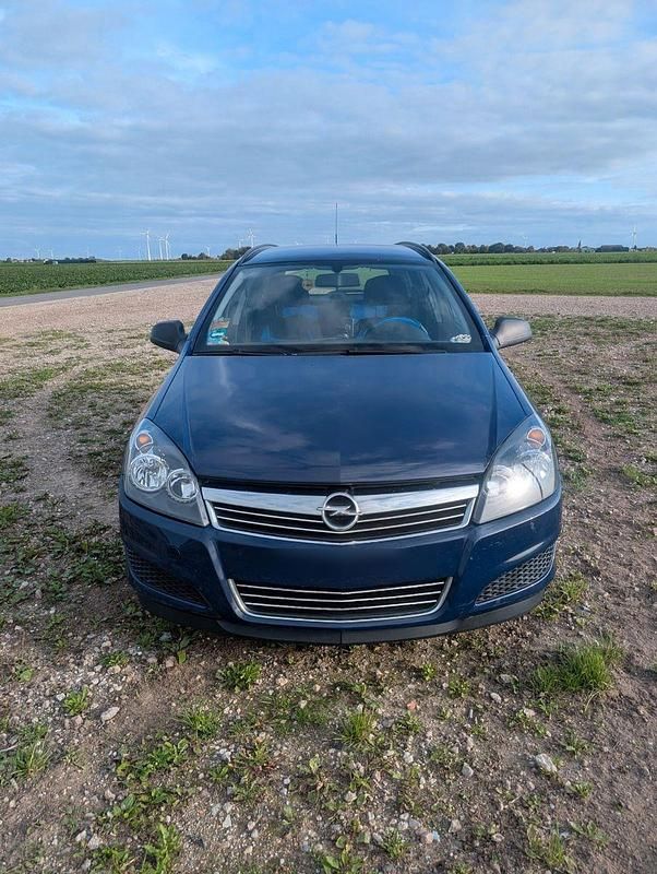 Gebraucht Opel Astra Selection 90 PS (66 kW) 2010 Blau Kombi