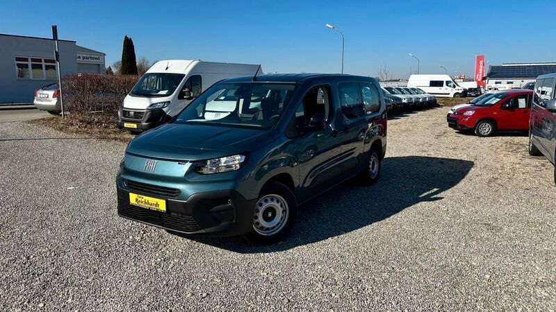 Libeccio blau metallic Neu 2025 Fiat Doblò Van / Kleinbus | 28.350 € (Guter Preis) - Bild 1/4