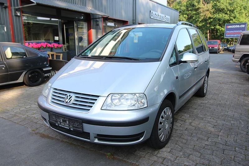 Gebraucht VW Sharan Trendline 116 PS (85 kW) 2006 Silber Van / Kleinbus