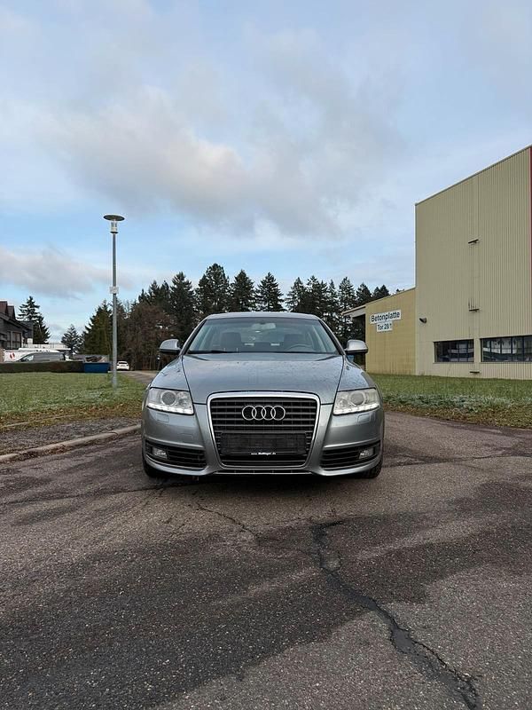 Grau Gebraucht 2009 Audi A6 Limousine | 4.400 € (Superpreis) - Bild 1/4