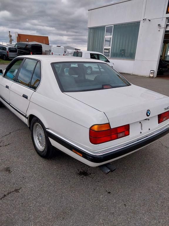 Gebraucht BMW 740 286 PS (210 kW) 1993 Weiß Limousine