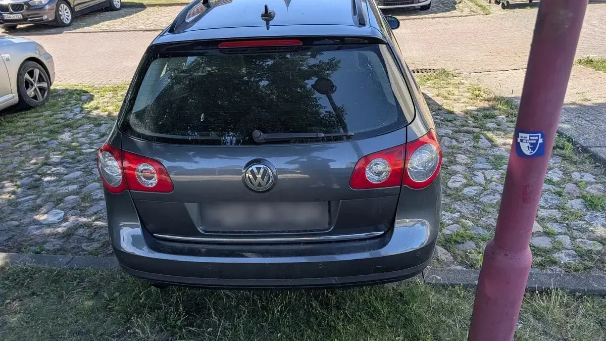 Gebraucht VW Passat 116 PS (85 kW) 2008 Blau Kombi