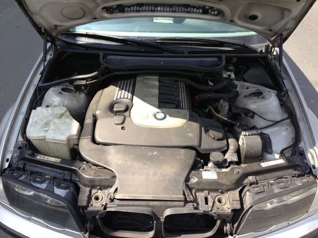 Gebraucht BMW 330 184 PS (135 kW) 2001 Silber metallic Kombi