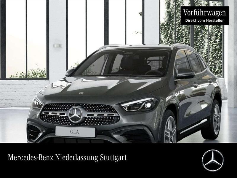 Grau Gebraucht 2025 Mercedes GLA180 AMG SUV | 44.990 € (Fairer Preis) - Bild 1/4