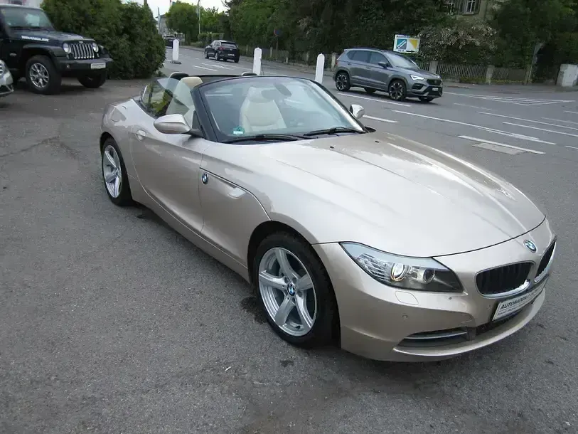 Gebraucht BMW Z4 204 PS (150 kW) 2010 Orionsilber (metallic) Cabrio
