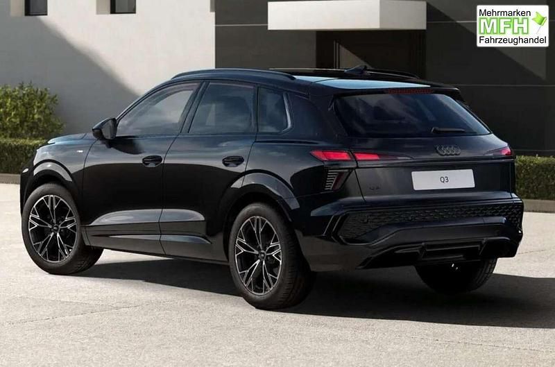 Neu Audi Q3 S-Line 150 PS (110 kW) 2025 Mythosschwarz metallic SUV