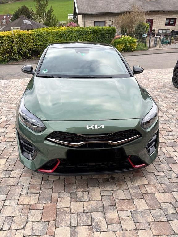 Gebraucht Kia ProCeed GT 204 PS (150 kW) 2023 Grün Kombi