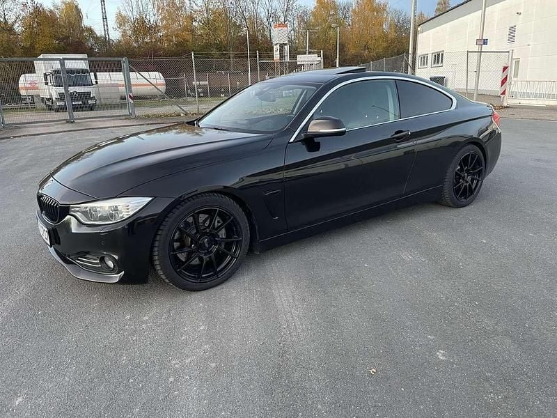 Schwarz Gebraucht 2015 BMW 430 Luxury Line Coupé | 13.500 € (Guter Preis) - Bild 1/4