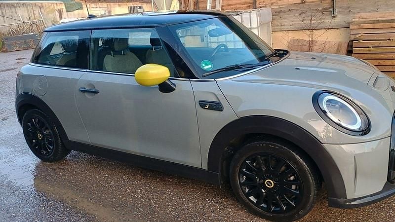 Gebraucht Mini Cooper SE Classic 135 kW (184 PS) 2022 Grau Kleinwagen