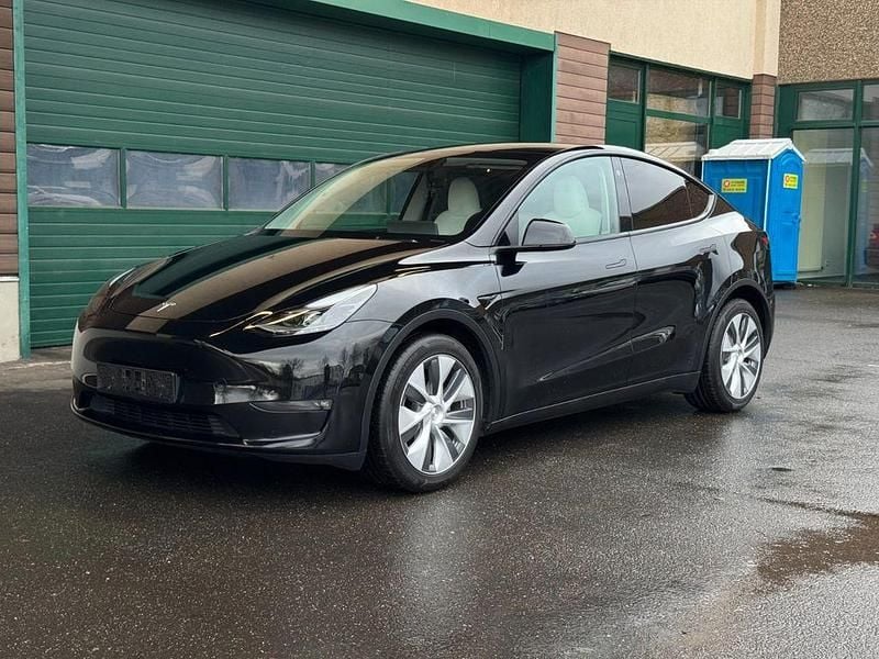 Gebraucht Tesla Model Y 378 kW (514 PS) 2023 Schwarz SUV
