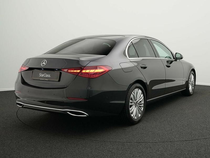 Gebraucht Mercedes C180 170 PS (125 kW) 2024 Grau Limousine