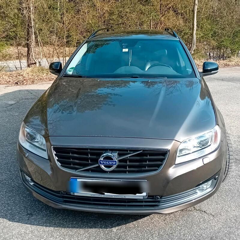 Braun Gebraucht 2016 Volvo V70 Kombi | 16.999 € (Teuer) - Bild 1/4