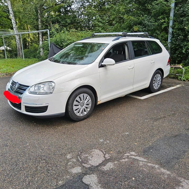 Weiß Gebraucht 2008 VW Golf VI Kombi | 3.000 € (Guter Preis) - Bild 1/4