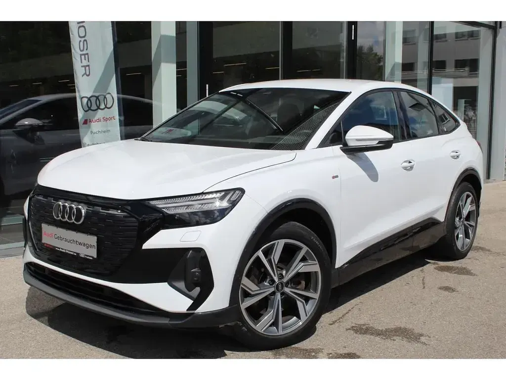 Second-hand Audi Q4 Sportback e-tron Advanced 219 kW (299 CP) 2022 Negru SUV