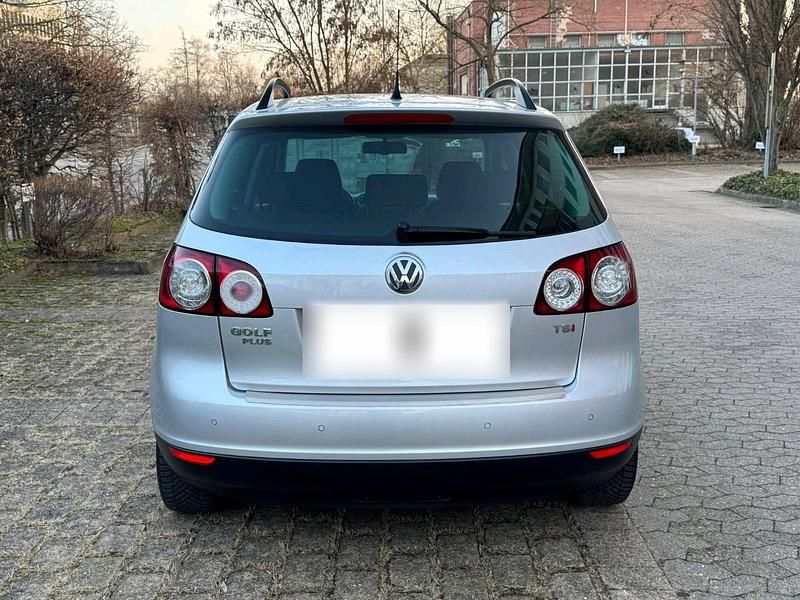 Gebraucht VW Golf Plus Cross 122 PS (89 kW) 2008 Silber Van / Kleinbus