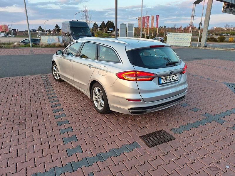 Gebraucht Ford Mondeo Titanium 190 PS (139 kW) 2019 Grau Limousine