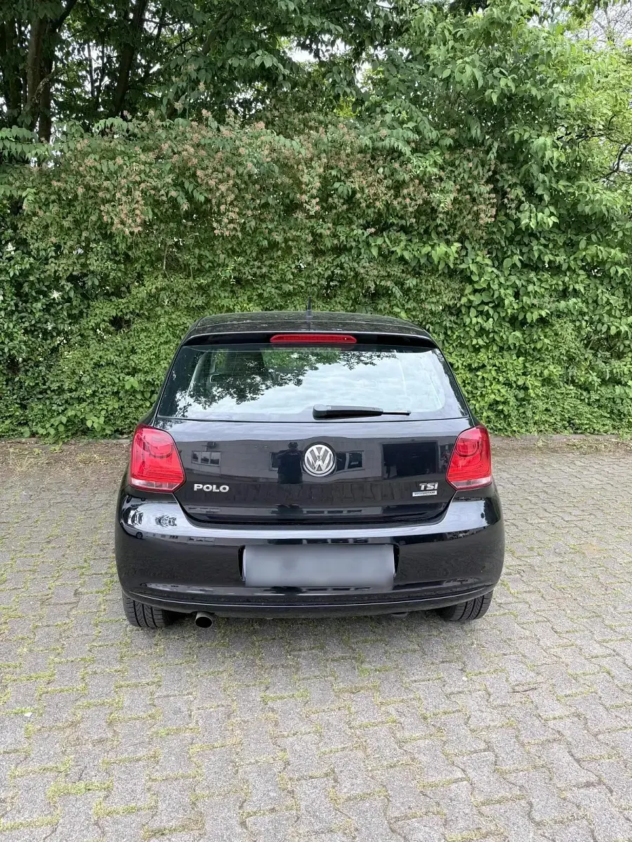 Gebraucht VW Polo 90 PS (66 kW) 2013 Schwarz Kleinwagen