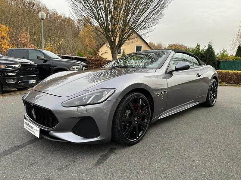 Gebraucht Maserati GranCabrio 460 PS (338 kW) 2019 Grau Cabrio