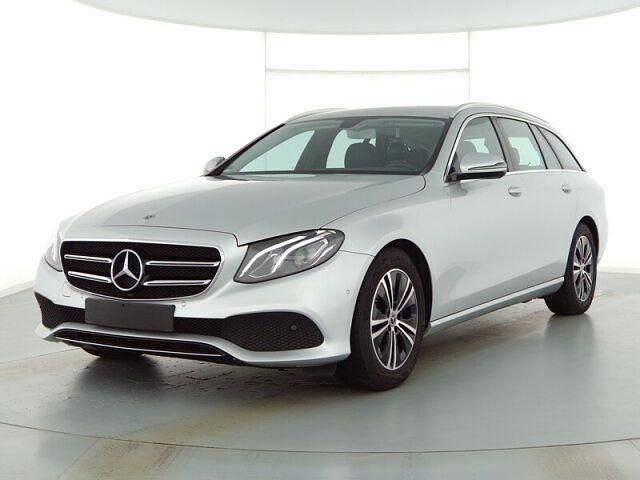 Silber Gebraucht 2021 Mercedes E220 Avantgarde Kombi | 37.400 € (Teuer) - Bild 1/4